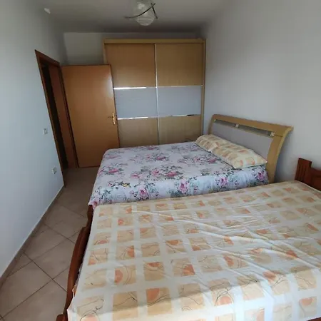 Mali Robit Durres On 4th Floor *