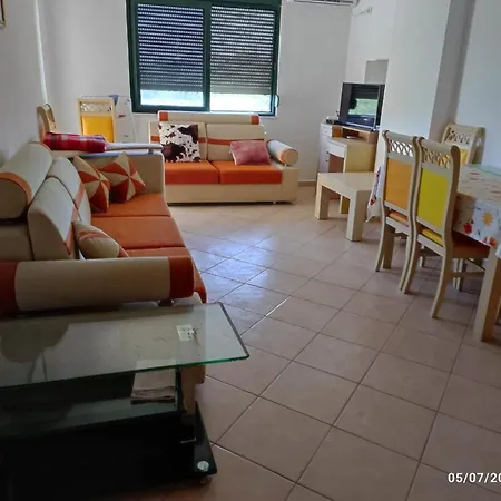 Apartament Mali Robit Durres On 4th Floor *